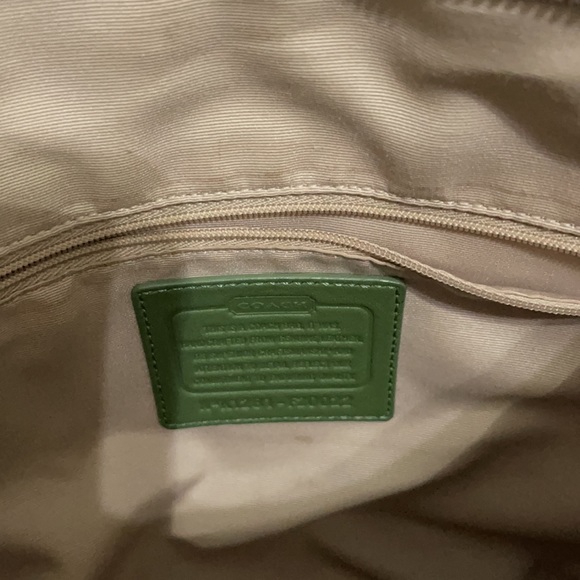 Coach Green Handbag - Picture 3 of 6